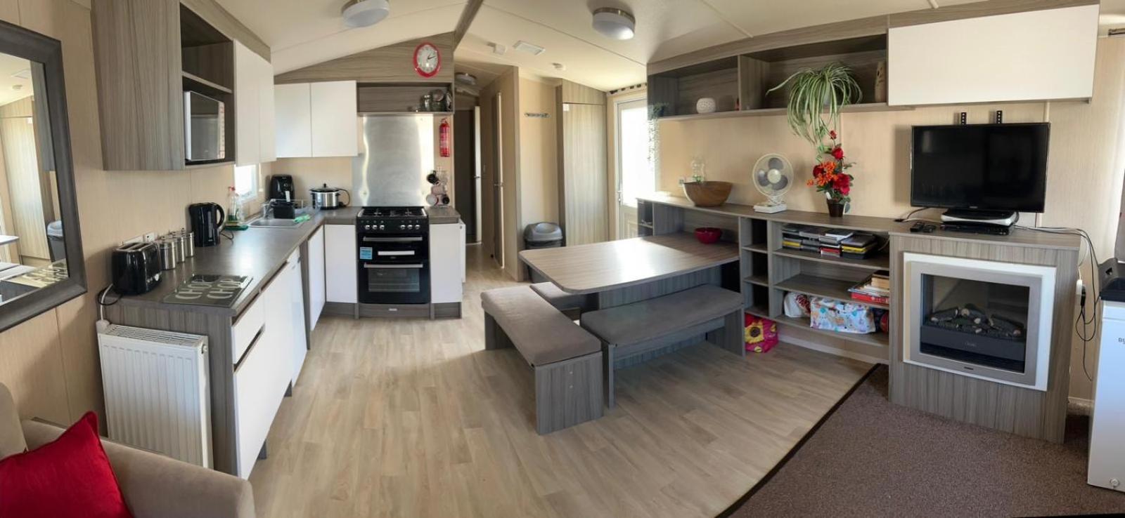 Lido Beach Caravan Prestatyn Bagian luar foto