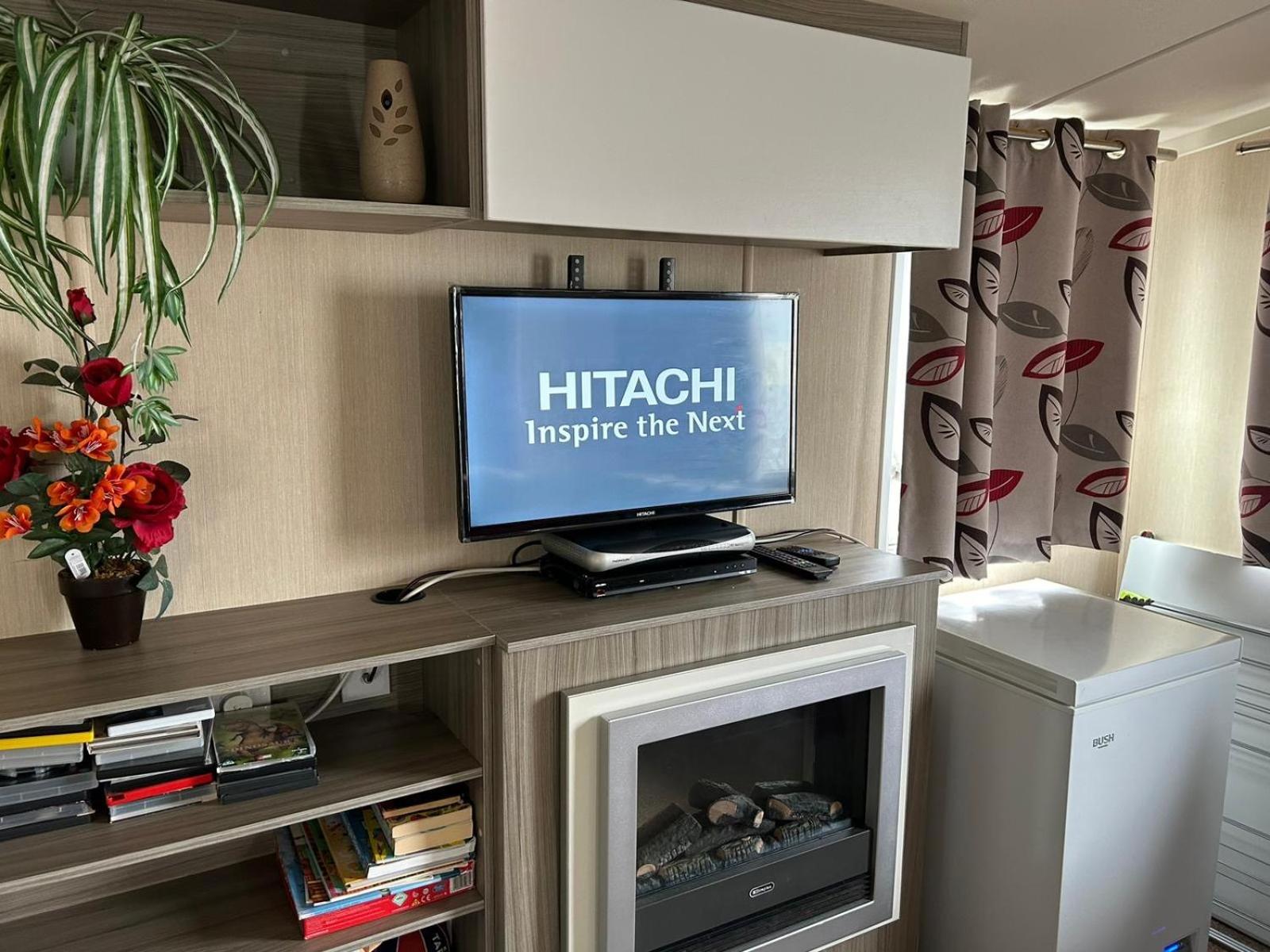 Lido Beach Caravan Prestatyn Bagian luar foto